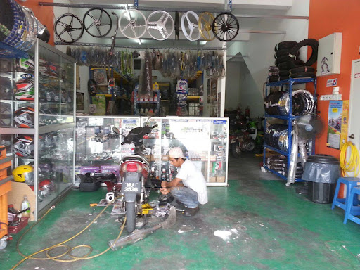 Fizi Motor Parts & Services (002218334-V)