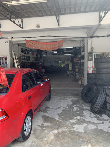 Kedai Tayar Dan Bateri Wan Teah